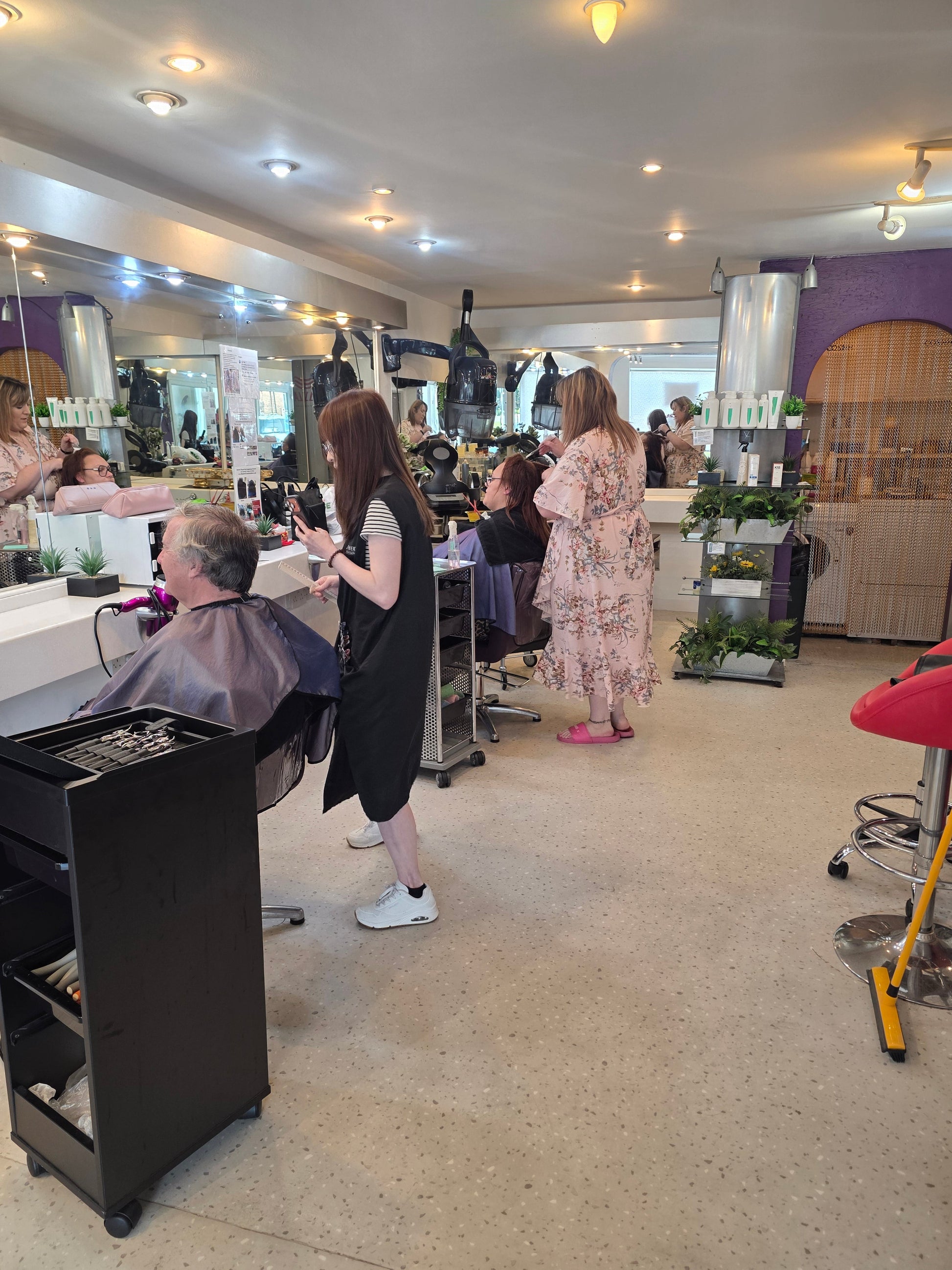 Busy Hair & Beauty Salon Trading for 37 Years in Excellent Trading Location in Shrewsbury (Freehold) ANGLO SWANN BUSINESS BROKERS