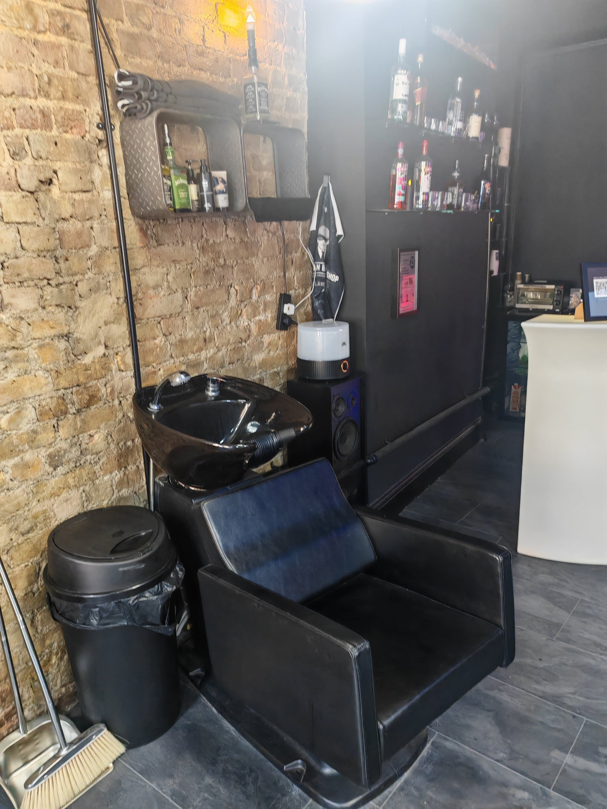 Stylist Barber Shop in West Hampstead, North London ANGLO SWANN BUSINESS BROKERS