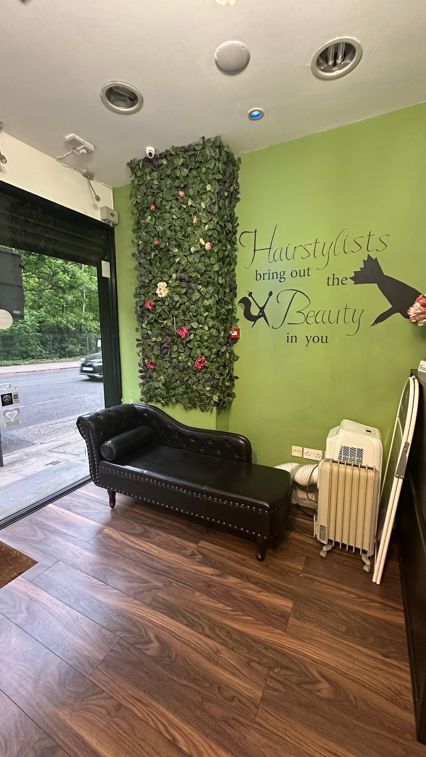 Established Hair Salon in Prominent North London Location ANGLO SWANN BUSINESS BROKERS