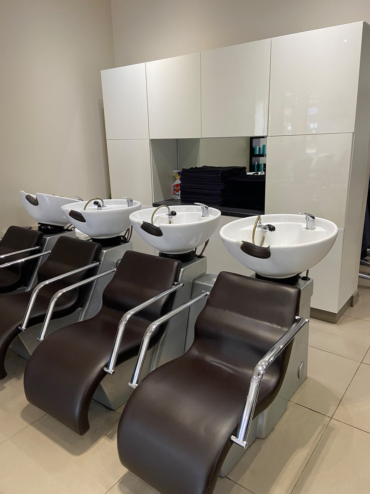 Premium Hair Salon – St Albans ANGLO SWANN BUSINESS BROKERS