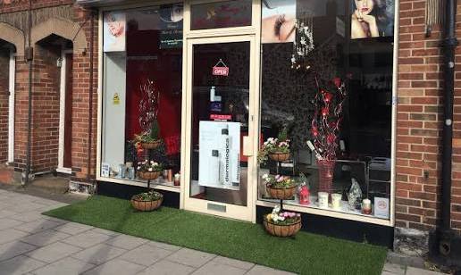 Established Hair & Beauty Salon in  Ideal Trading Location in Hornchurch ANGLO SWANN BUSINESS BROKERS